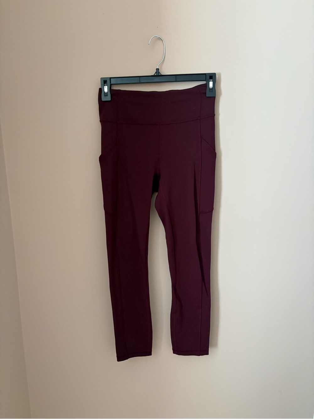 Lululemon High-Waist Burgundy Women's Active Leggings Sz 4